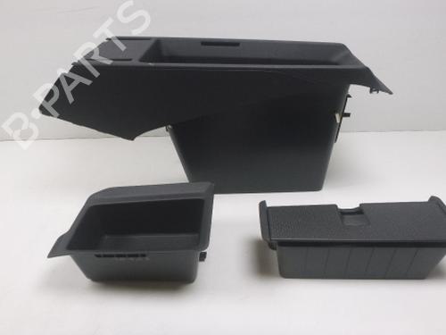 Used Cup/Object holder Cup/Object holder SKODA ENYAQ iV SUV (5AZ) 85 (286 hp) 38810322 38810322