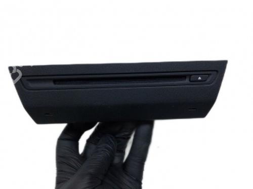 radio-mazda-3-saloon-bm_-bn_-2013-2014-2015-2016-2017-2018-2019-38815209 main image