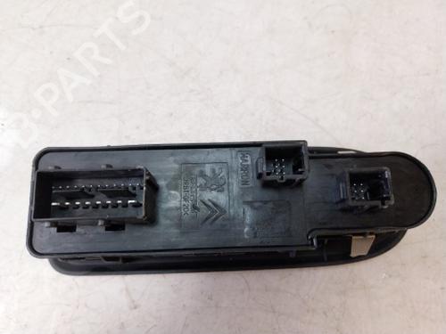 Right front window switch CITROËN C5 III (RD_) 1.6 HDi 110 (RD9HL0, RD9HR8, RD9HRA) | BP38806530I26 - Image 4