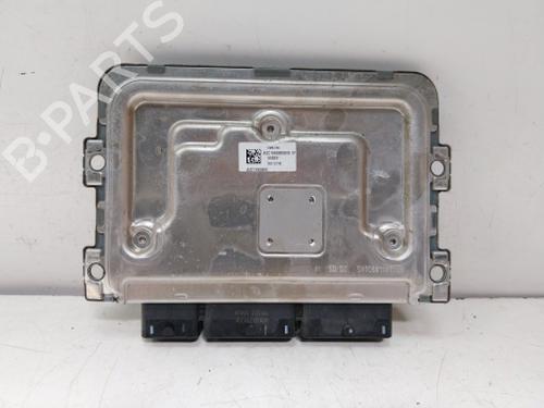 Engine control unit (ECU) DACIA SANDERO II TCe 90 (B8M1, B8MA, B8AC) | BP39247633M57 - Image 1