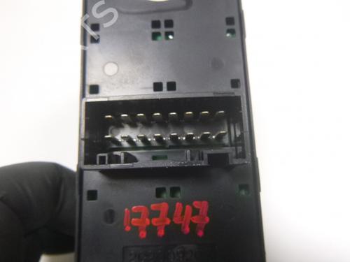 Right front window switch SSANGYONG KORANDO (CK) 2.0 e-XDi 4WD | BP38814705I26 - Image 4