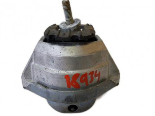 engine-mount-bmw-5-f10-2009-2010-2011-2012-2013-2014-2015-2016-38810685 main image