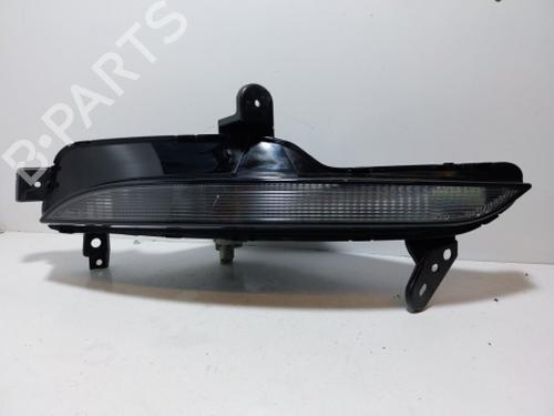 right-front-indicator-renault-megane-iv-saloon-2016-38807653 main image