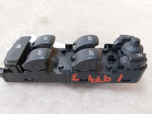 Right front window switch VOLVO V40 Hatchback (525) D2 | BP40266192I26 - Image 2