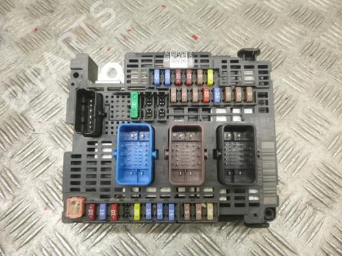 fuse-box-peugeot-508-sw-i-8e_-2010-2011-2012-2013-2014-2015-2016-2017-2018-38809264 main image