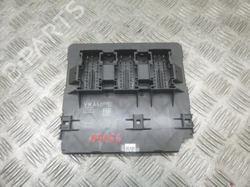 fuse-box-vw-cc-b7-358-2011-2012-2013-2014-2015-2016-2017-38815604 main image