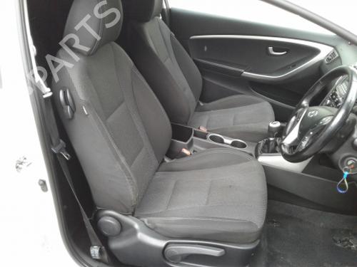 Front right seatbelt HYUNDAI i30 (GD) 1.4 CRDi | BP38807724I25 - Image 13