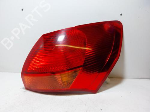 Used Right taillight Right taillight KIA VENGA (YN) 1.4 CVVT (90 hp) 38813197 38813197