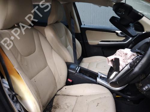 Front wiper motor VOLVO XC60 II (246) D4 | BP38815584M29 - Image 16