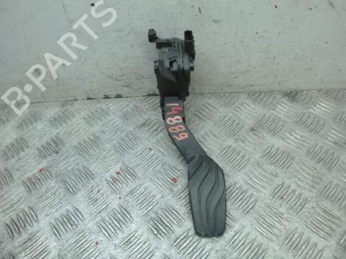 pedal-nissan-micra-v-k14-2016-38803102 main image
