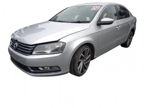 Left front fog light VW PASSAT B7 (362) 1.6 TDI | BP38805334C30 - Image 10