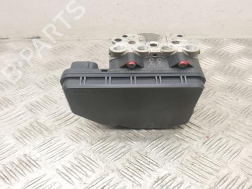ABS pump LEXUS IS II (_E2_) 200d (ALE20_, ALE20R) | BP38816225M43 - Image 3