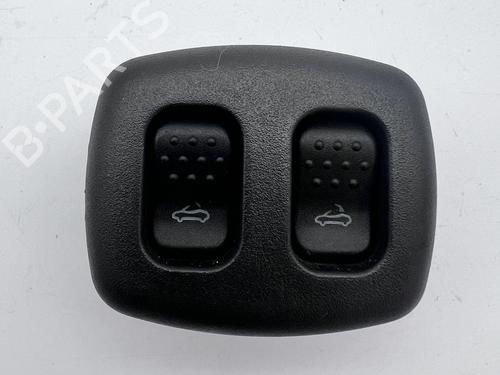 Used Switch Switch ALFA ROMEO SPIDER (916_) 2.0 T.SPARK 16V (916S2C00) (150 hp) 40091067 40091067