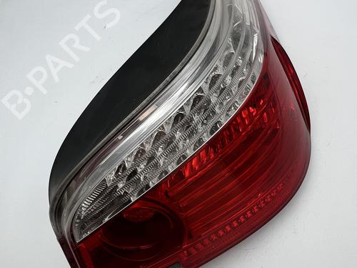 right-taillight-bmw-5-e60-2001-2002-2003-2004-2005-2006-2007-2008-2009-2010-39673289 main image