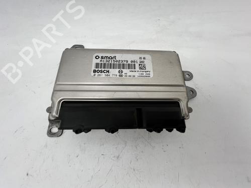 Used Engine control unit (ECU) Engine control unit (ECU) SMART FORTWO Coupe (451) 1.0 (451.330, 451.334) (61 hp) 39678086 39678086