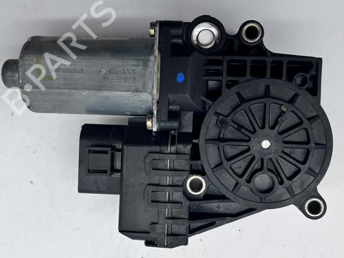 Left front window motor AUDI A4 B5 (8D2) 1.8 | BP39677929E21 - Image 2