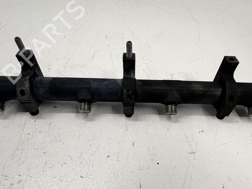 injection-rail-bmw-7-e65-e66-e67-2001-2002-2003-2004-2005-2006-2007-2008-2009-39671953 main image