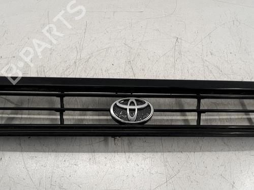 Grill Grill TOYOTA STARLET (_P8_) 1.3 12V Cat (EP81) (75 hp) 39670843 39670843