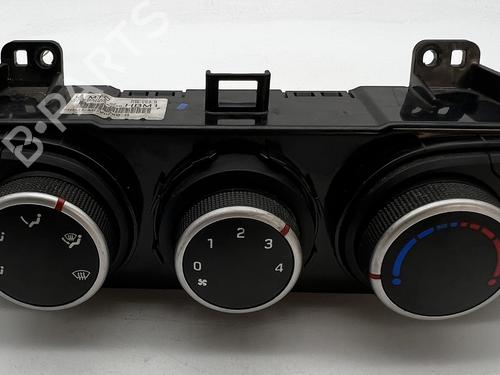 Used Climate control Climate control 39676269 39676269