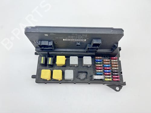 Used Fuse box Fuse box MERCEDES-BENZ SPRINTER 4,6-t Platform/Chassis (B906) 416 CDI (906.153, 906.155, 906.253, 906.255) (163 hp) 40090830 40090830