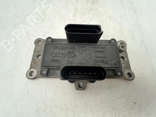 Elektronisk modul Elektronisk modul VW PASSAT B5 Variant (3B5) 2.3 VR5 (150 hp) 39671889 39671889