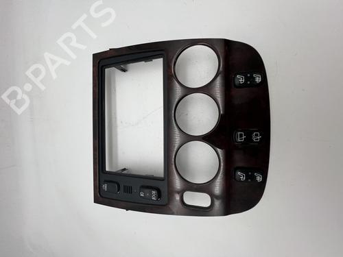 Console centrale Console centrale MERCEDES-BENZ M-CLASS (W163) ML 230 (163.136) (150 hp) 39670527 39670527
