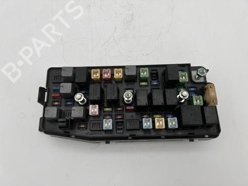 Used Fuse box Fuse box CHEVROLET CAPTIVA (C100, C140) 2.2 D (163 hp) 39719363 39719363