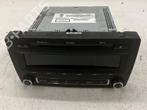 Used Radio Radio SKODA OCTAVIA II Combi (1Z5) 1.6 LPG (102 hp) 39911924 39911924