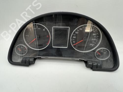 Kombiinstrument Kombiinstrument AUDI A4 B7 Avant (8ED) 2.7 TDI (180 hp) 39677035 39677035