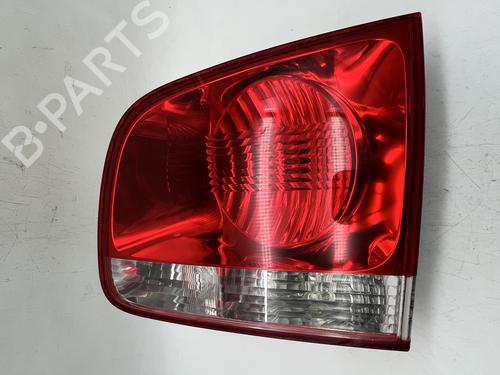 Used Right tailgate light Right tailgate light VW TOUAREG (7LA, 7L6, 7L7) 4.2 V8 (310 hp) 39672044 39672044