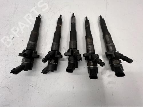 injector-bmw-5-e39-1995-1996-1997-1998-1999-2000-2001-2002-2003-39673234 main image