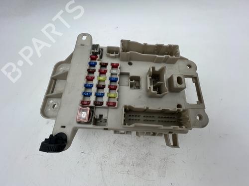 sikringsdase-toyota-rav-4-ii-_a2_-2000-2001-2002-2003-2004-2005-39671361 main image