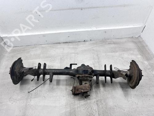 rear-axle-land-rover-discovery-ii-l318-1998-1999-2000-2001-2002-2003-2004-39671577 main image