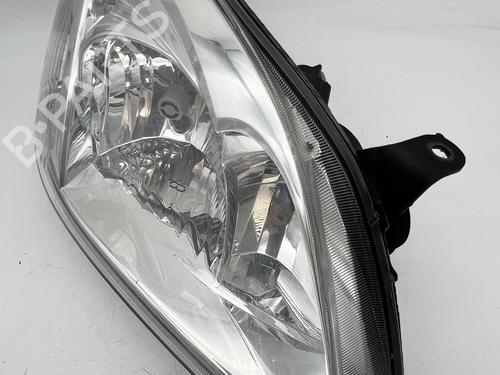 Used Right headlight Right headlight TOYOTA COROLLA (_E12_) 1.4 D (NDE120_, NDE120R) (90 hp) 39679062 39679062