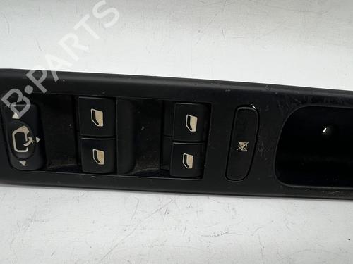 Used Left front window switch Left front window switch PEUGEOT 307 CC (3B) 2.0 16V (140 hp) 39670428 39670428
