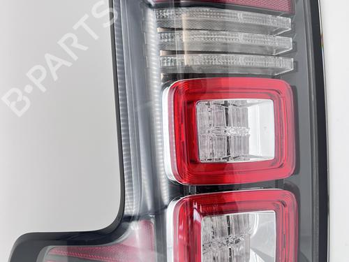 Used Right taillight Right taillight LAND ROVER RANGE ROVER IV (L405) 4.4 SDV8 4x4 (340 hp) 40090164 40090164
