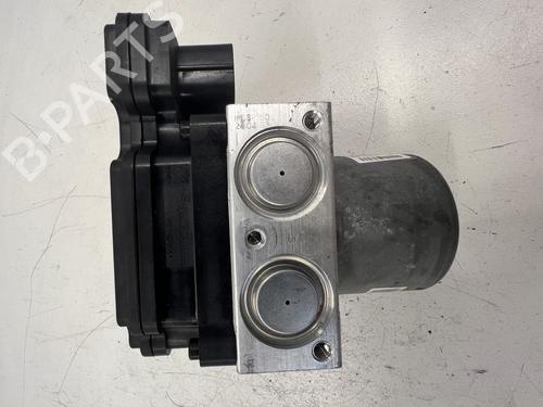 ABS Bremseaggregat ABS Bremseaggregat HYUNDAI i30 Estate (GD) 1.4 (99 hp) 39675035 39675035