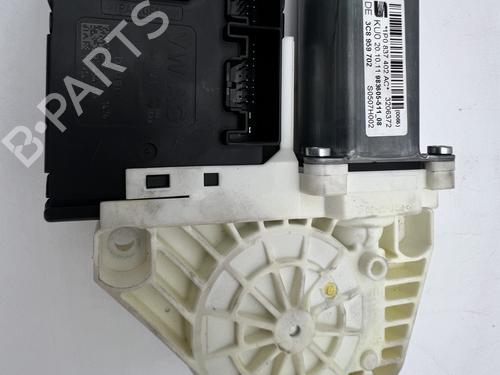 Right front window motor SEAT LEON (1P1) 1.2 TSI | BP39682870E20 - Image 3