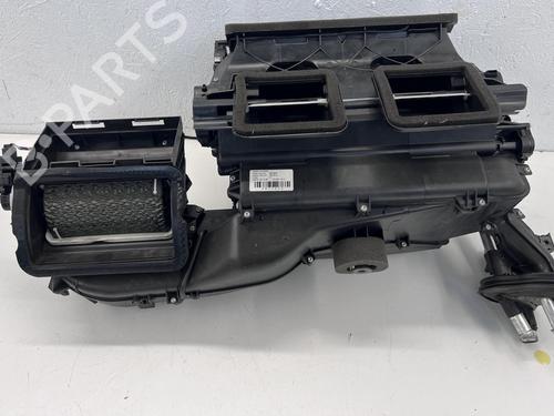 Used Heater matrix box Heater matrix box BMW 1 Convertible (E88) 118 i (143 hp) 39682582 39682582
