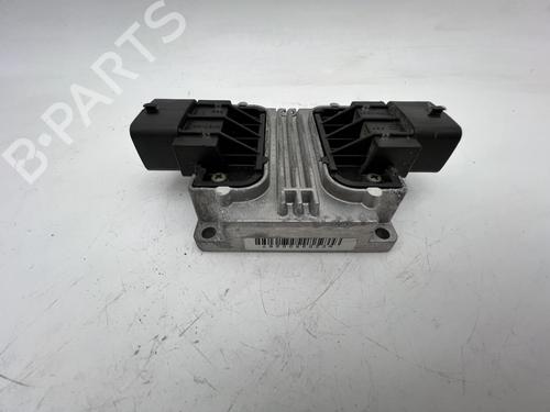 Used Engine control unit (ECU) Engine control unit (ECU) OPEL SIGNUM Hatchback (Z03) 2.2 direct (F48) (155 hp) 39671592 39671592