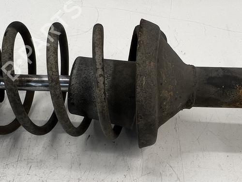 Used Right front shock absorber Right front shock absorber VW GOLF I Cabriolet (155) 1.6 (110 hp) 39672144 39672144