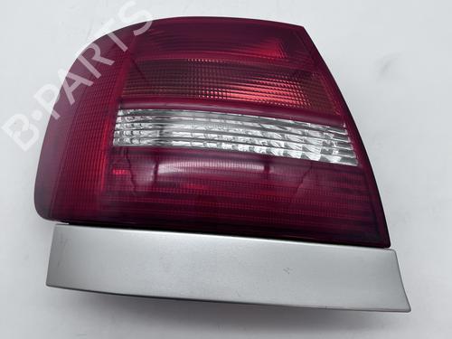 Venstre baglygte Venstre baglygte AUDI A4 B5 (8D2) 1.6 (102 hp) 39678220 39678220