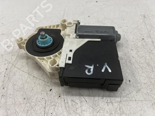 Right front window motor SEAT LEON (1P1) 1.4 16V | BP39986336E20 - Image 2