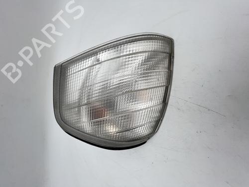 Left front indicator MERCEDES-BENZ C-CLASS (W202) C 200 (202.020) | BP39683091C32 - Image 3