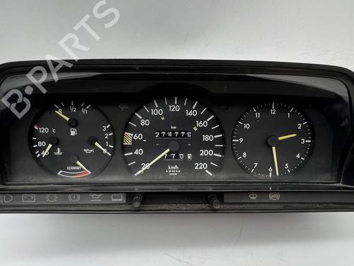 Used Instrument cluster Instrument cluster MERCEDES-BENZ 190 (W201) E 2.0 (201.024) (122 hp) 39675004 39675004