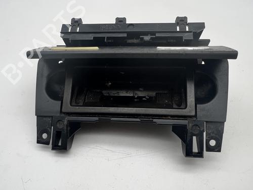 Asbak Asbak AUDI A4 B6 Convertible (8H7) 2.5 TDI (163 hp) 39678159 39678159