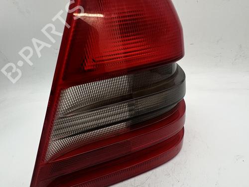 Used Right taillight Right taillight MERCEDES-BENZ C-CLASS (W202) C 180 (202.018) (122 hp) 39675788 39675788