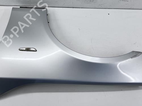 Forskærm venstre Forskærm venstre BMW 5 Touring (E61) 525 d (163 hp) 39677726 39677726
