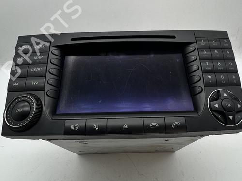 display-monitor-mercedes-benz-e-class-t-model-s211-2003-2004-2005-2006-2007-2008-2009-39673156 main image
