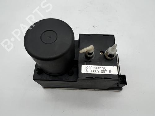 Used Central lock pump Central lock pump AUDI CABRIOLET B3 (8G7) 2.6 (150 hp) 39673961 39673961